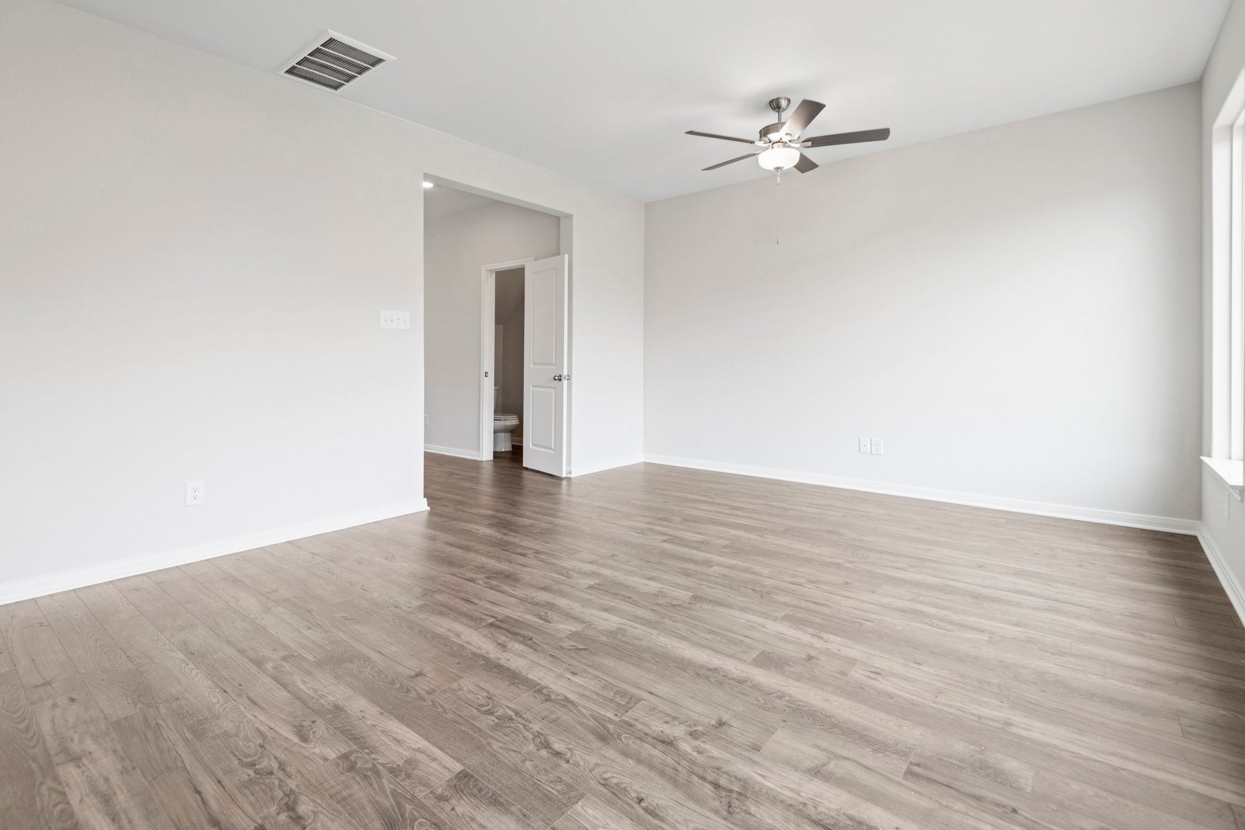 6511 Winter Elm Street, Houston, TX 77048 6511 Winter Elm Street, Houston, TX 77048