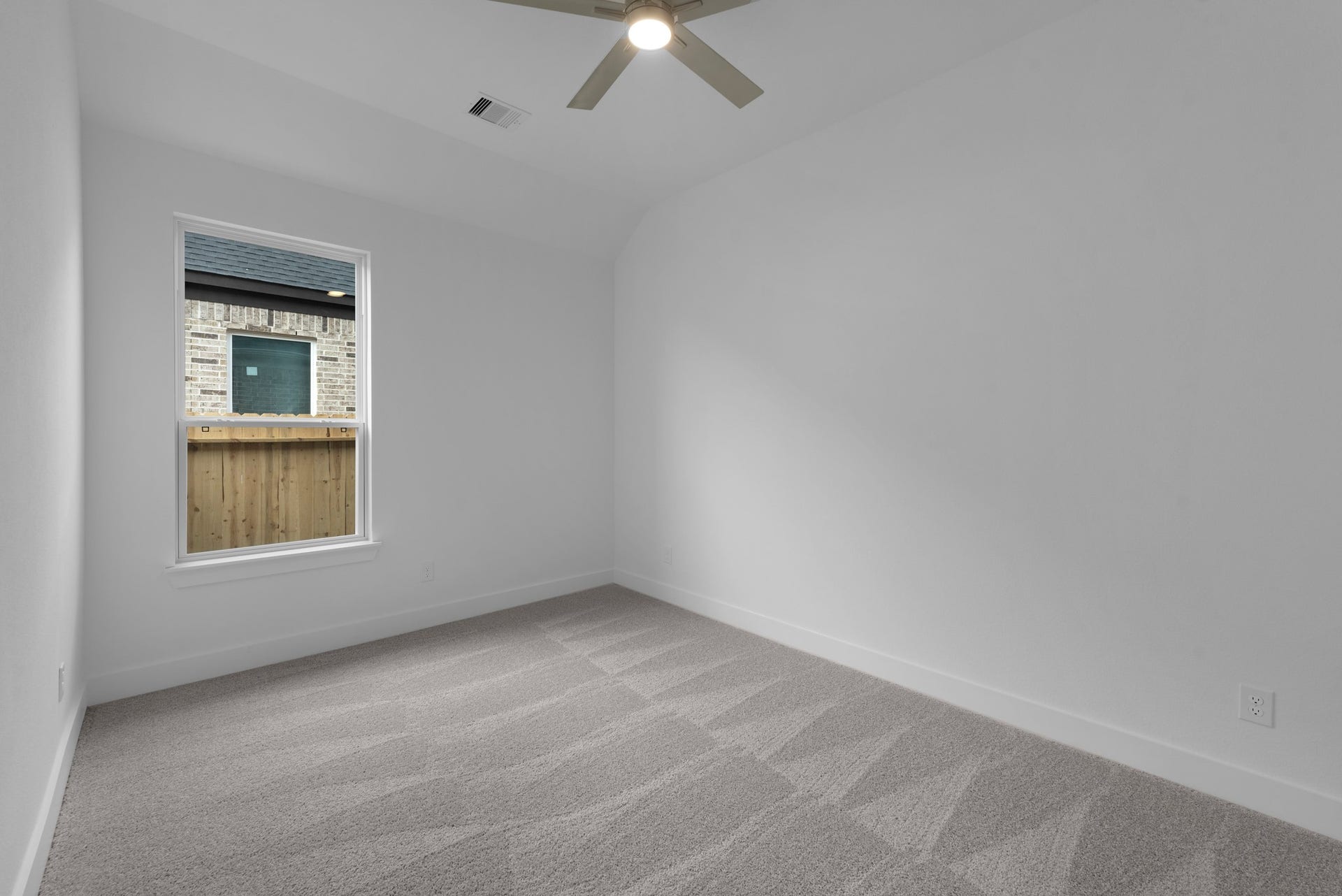 4511 Breezewood Drive, Rosenberg, TX 77471