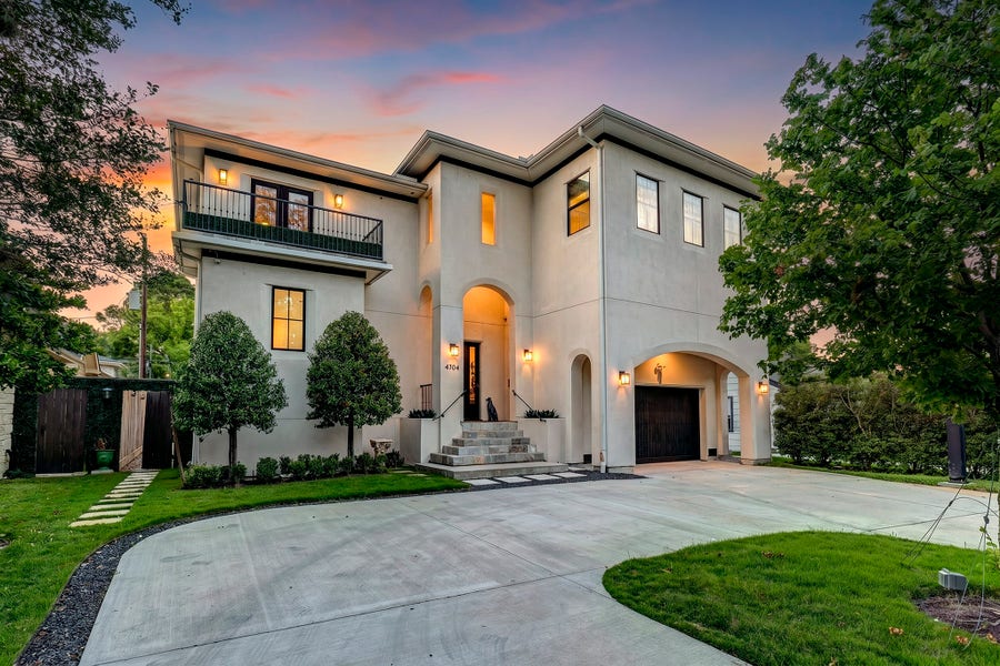 Property photo for 4704 Willow Street, Bellaire, TX