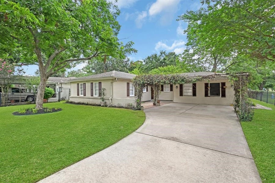 Property photo for 1441 Murray Bay Street, Houston, TX