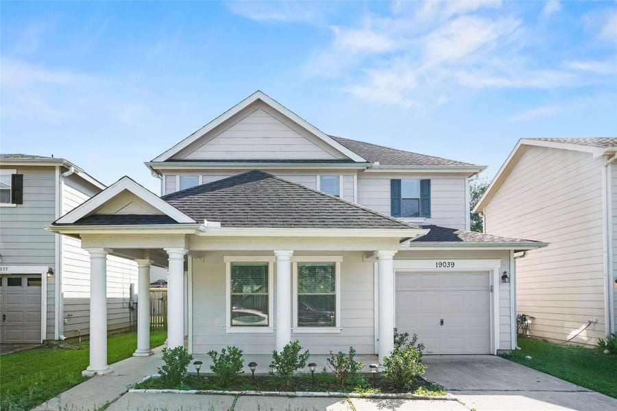 Property photo for 19039 Remington Park Drive, Houston, TX