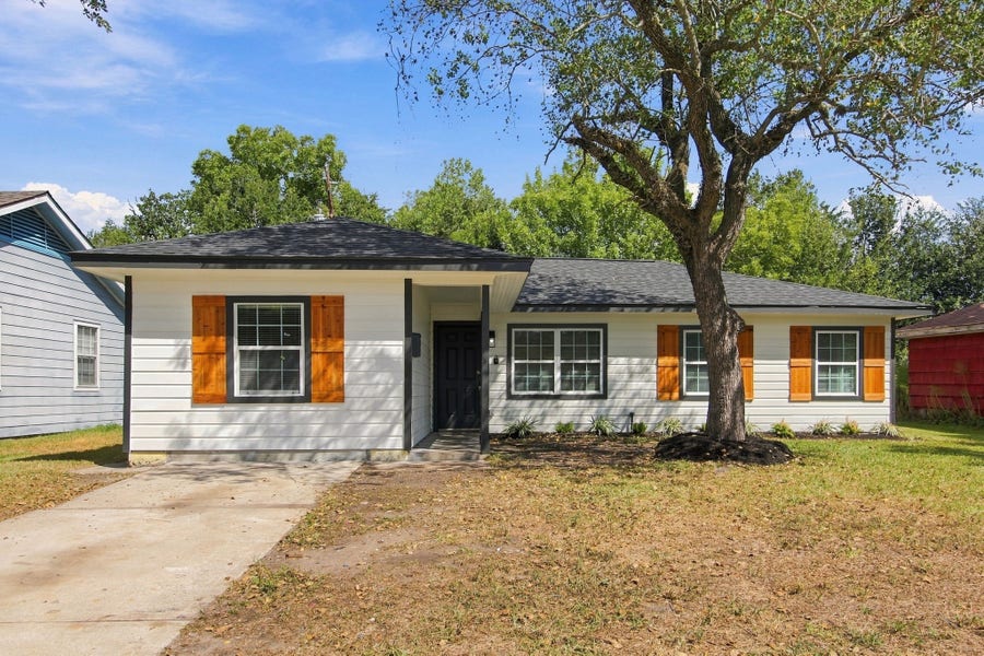 Property photo for 6139 Westover Street, Houston, TX