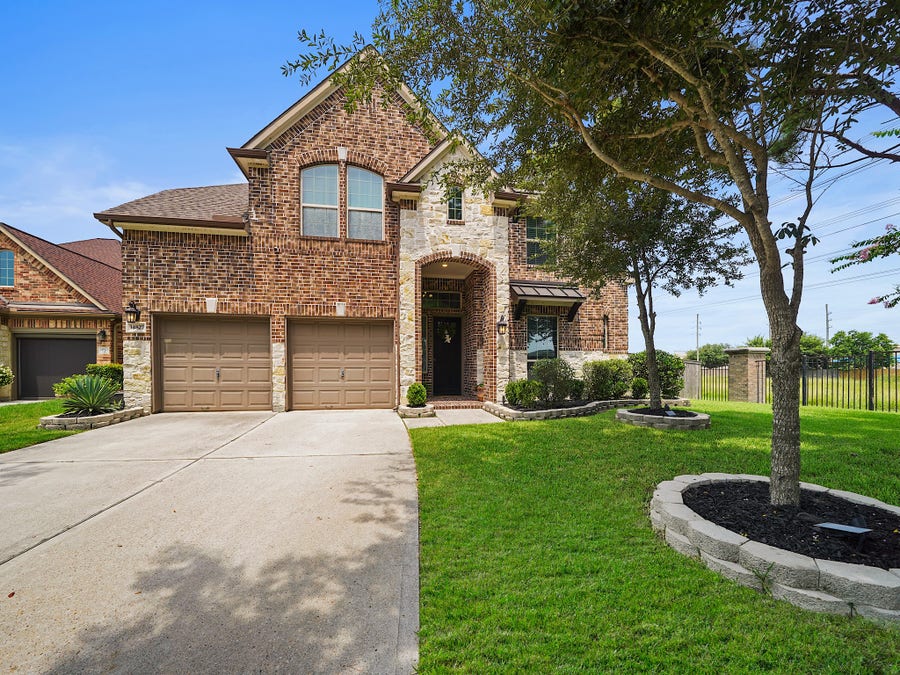Property photo for 14827 Fall Creek View Drive, Humble, TX