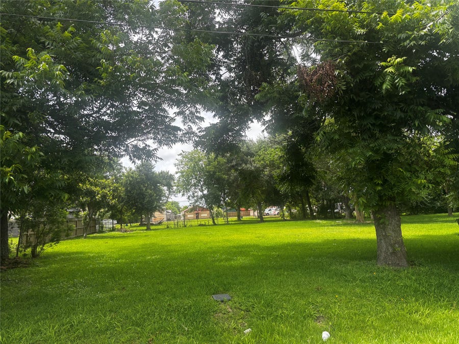Property photo for 908 Chestnut Street, La Marque, TX
