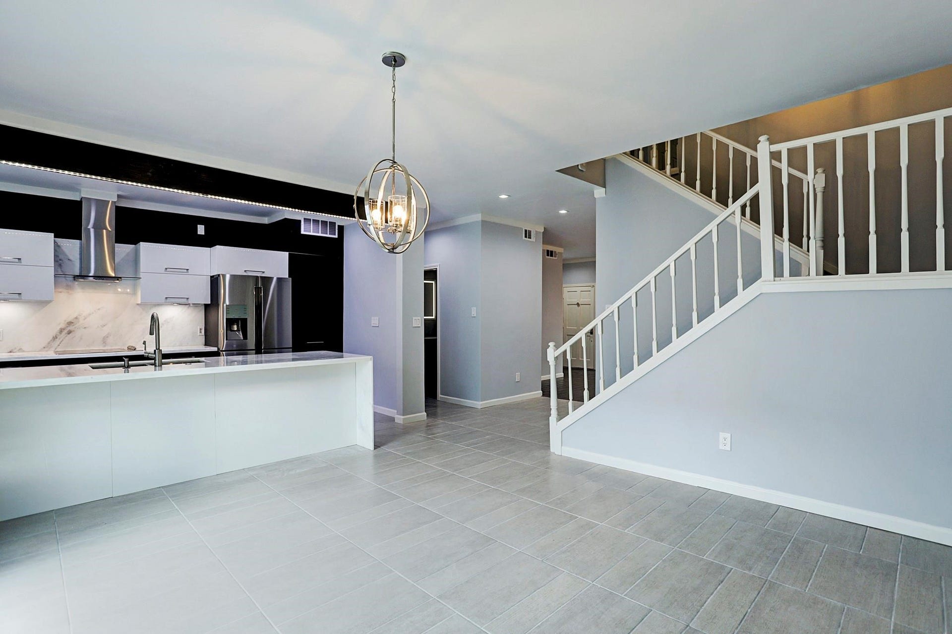 2323 Bering Drive, #9, Houston, TX 77057 2323 Bering Drive, #9, Houston, TX 77057