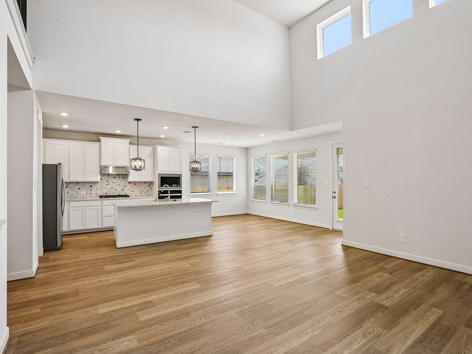 17764 Mill Manor Drive, Montgomery, TX 77316 Photo is for illustrative purposes only and may not reflect the exact listing.