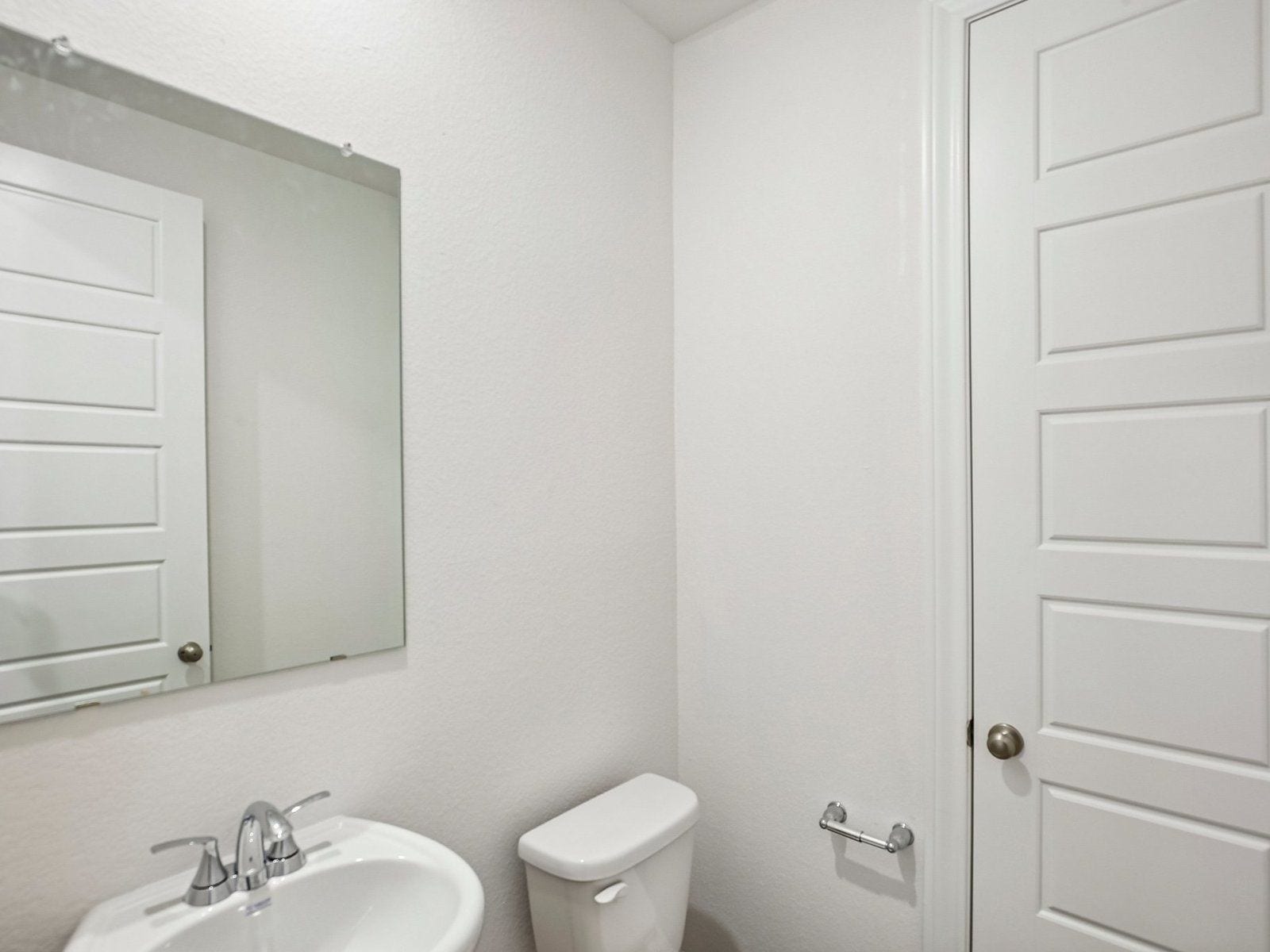 17764 Mill Manor Drive, Montgomery, TX 77316 Photo is for illustrative purposes only and may not reflect the exact listing.