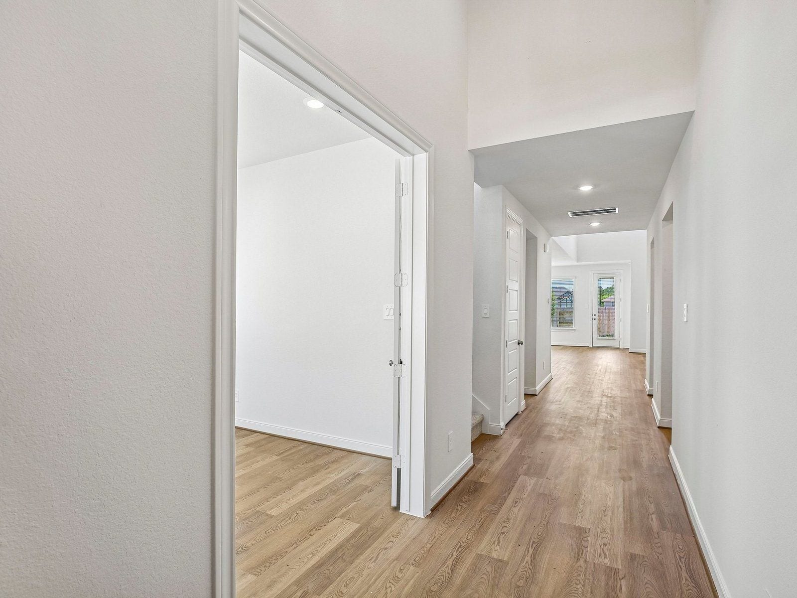17764 Mill Manor Drive, Montgomery, TX 77316 Photo is for illustrative purposes only and may not reflect the exact listing.