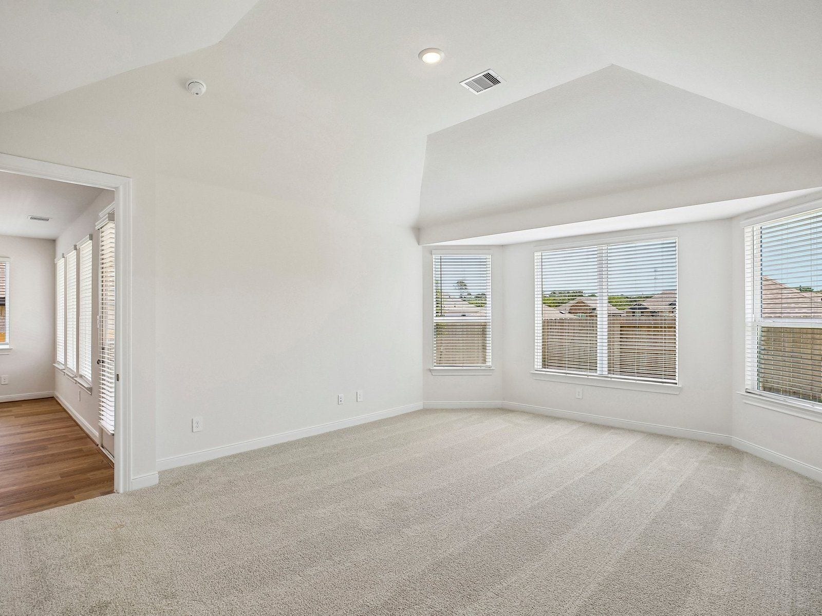 17764 Mill Manor Drive, Montgomery, TX 77316 Photo is for illustrative purposes only and may not reflect the exact listing.