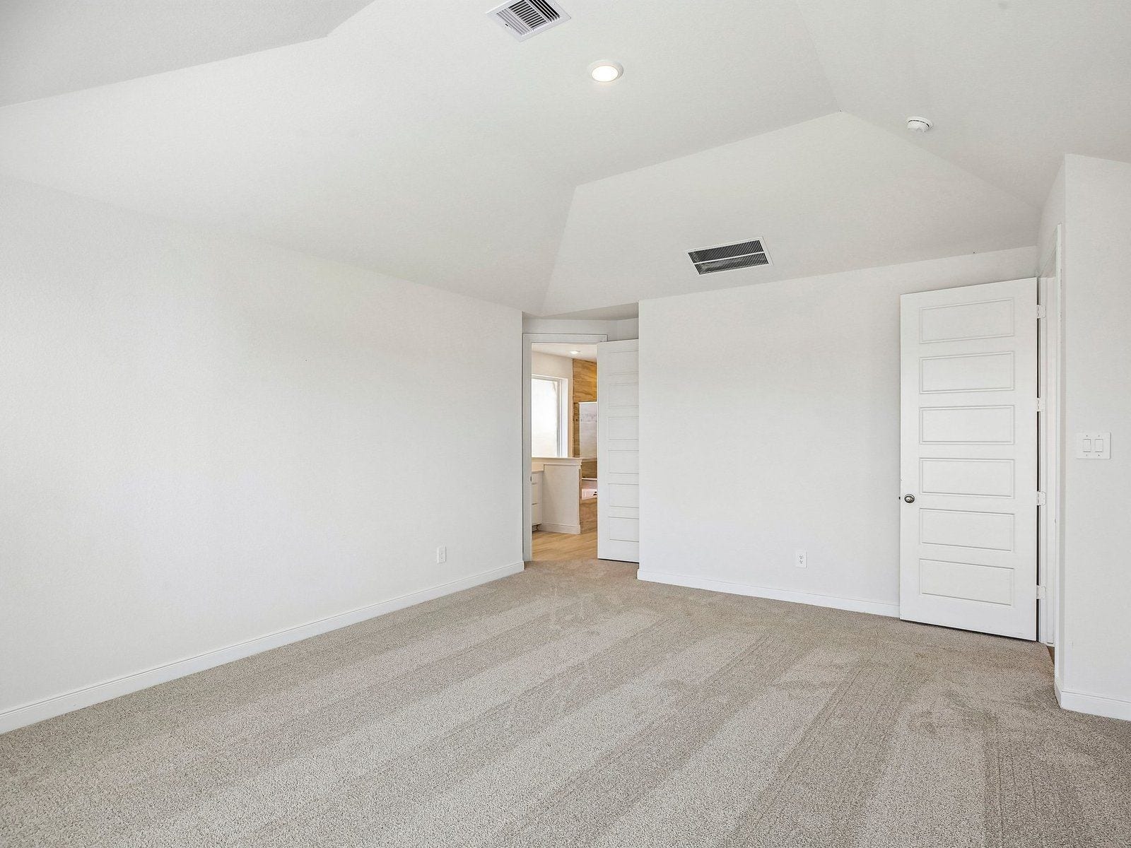 17764 Mill Manor Drive, Montgomery, TX 77316 Photo is for illustrative purposes only and may not reflect the exact listing.