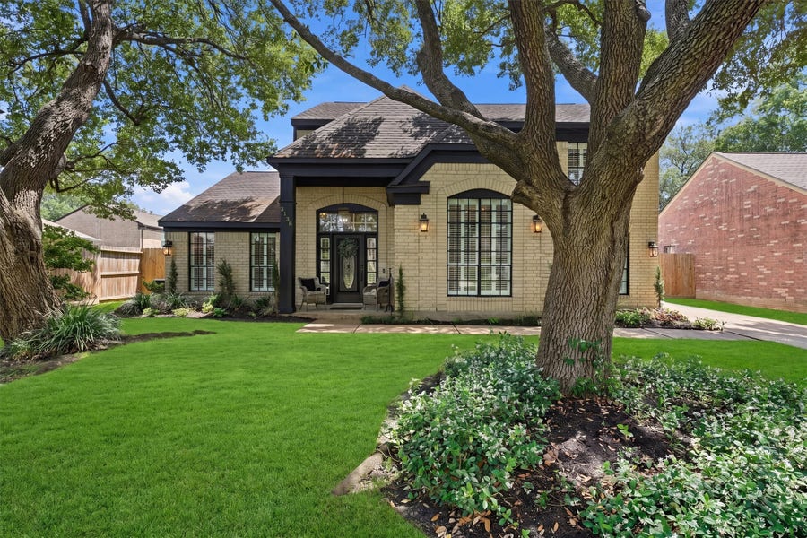 Property photo for 3138 Amesbury Court, Sugar Land, TX
