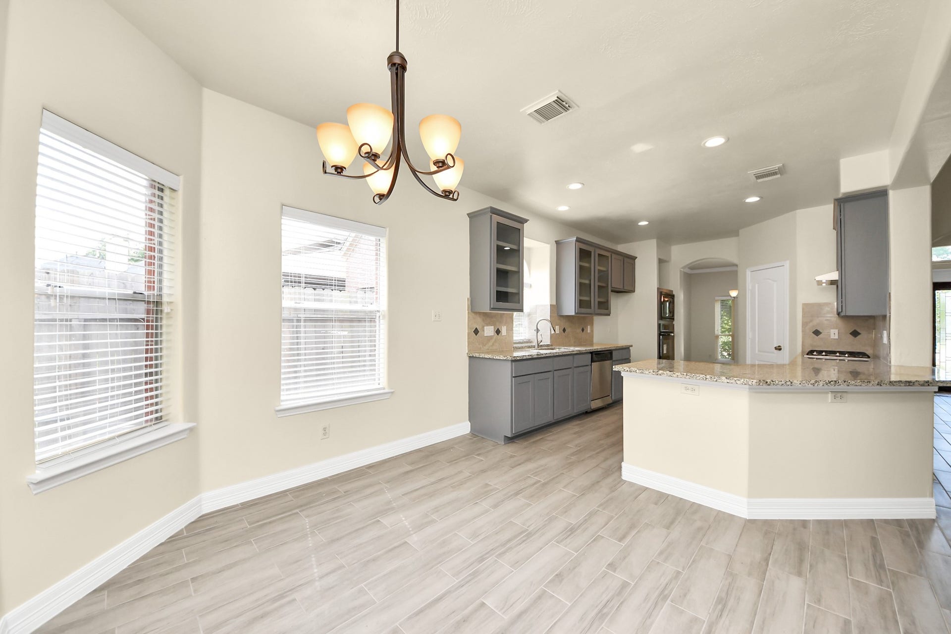 214 Willards Way, Stafford, TX 77477