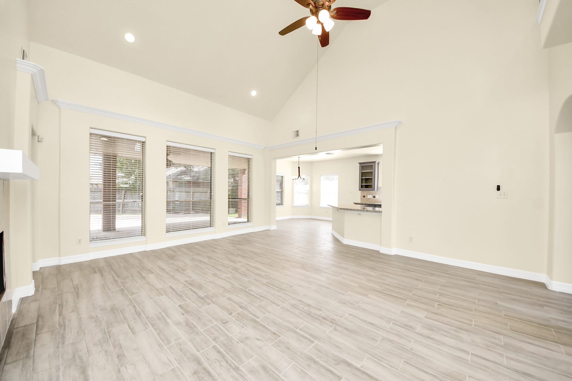 214 Willards Way, Stafford, TX 77477