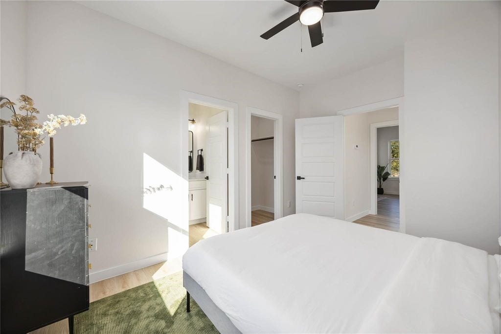 7215 Sandra St, Houston, TX 77028 7215 Sandra St, Houston, TX 77028