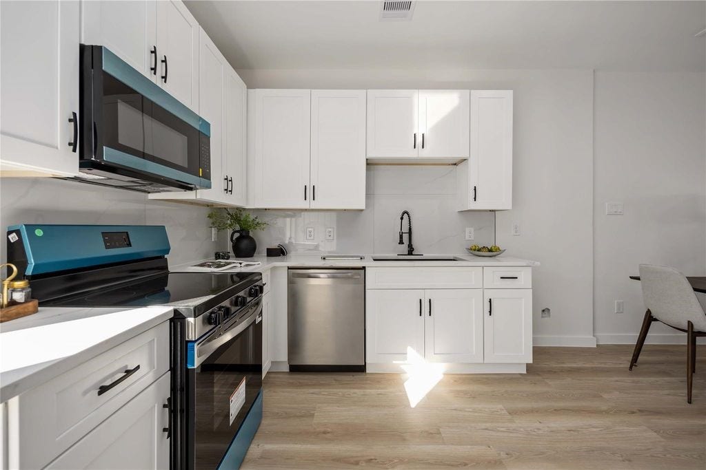 7215 Sandra St, Houston, TX 77028 7215 Sandra St, Houston, TX 77028