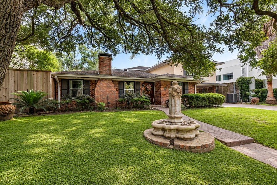 Property photo for 1503 Banks Street, Houston, TX
