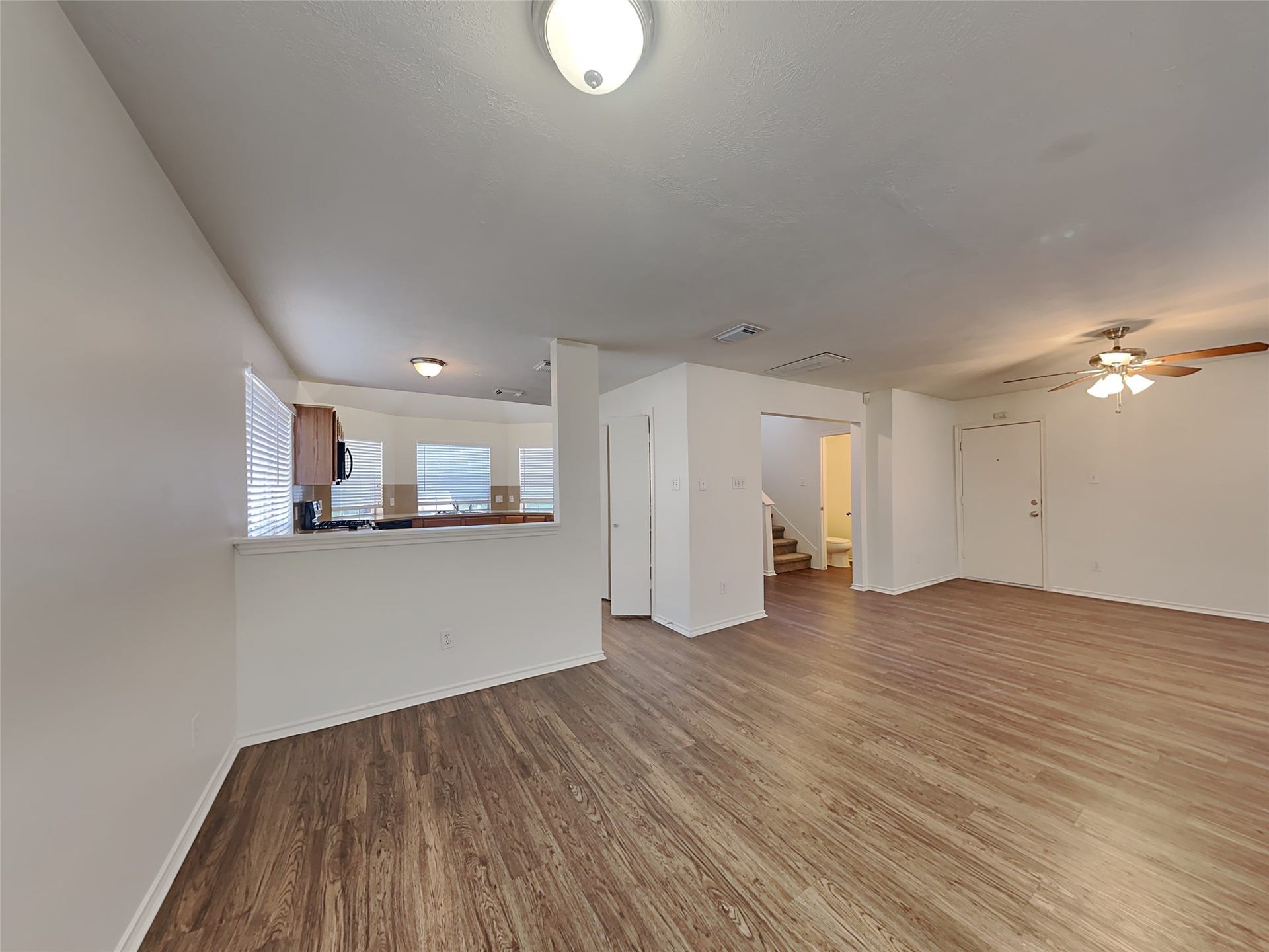 1103 Lochmoor Lane, Pearland, TX 77581 1103 Lochmoor Lane, Pearland, TX 77581