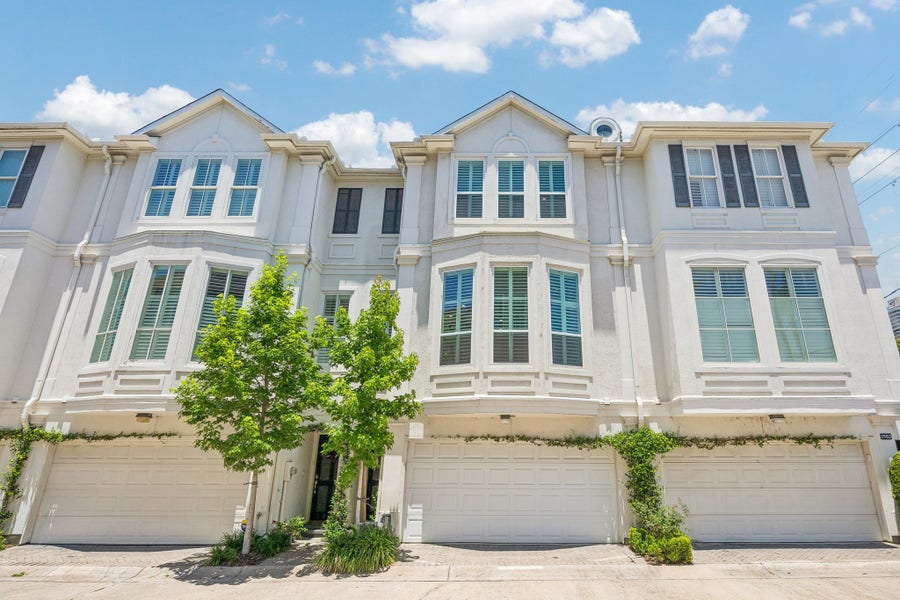 Property photo for 1904 Greenwich Place Drive, Houston, TX