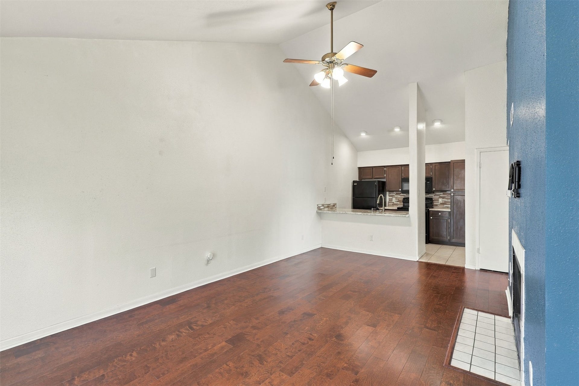 8055 Cambridge Street, #84, Houston, TX 77054 8055 Cambridge Street, #84, Houston, TX 77054