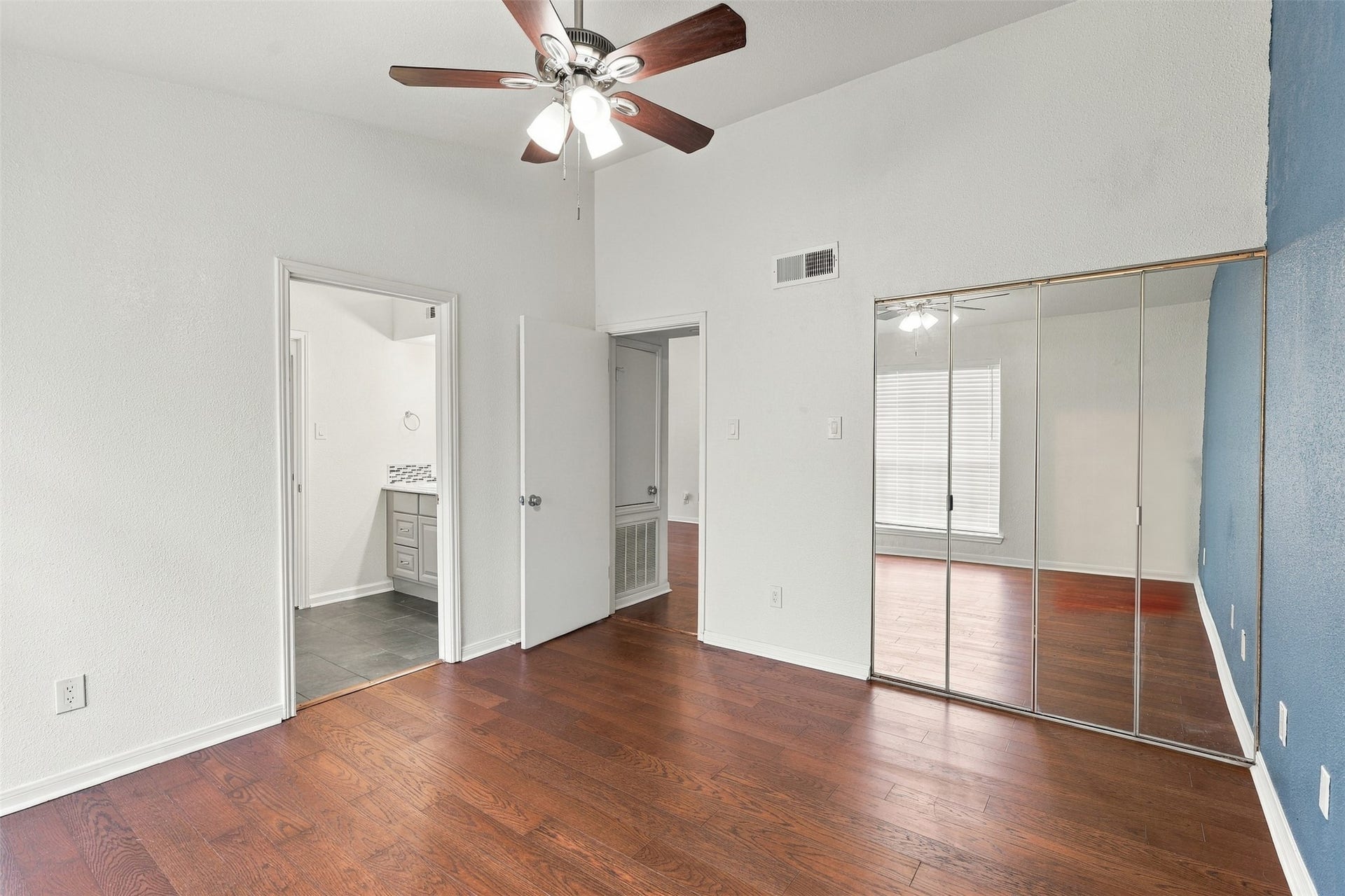 8055 Cambridge Street, #84, Houston, TX 77054 8055 Cambridge Street, #84, Houston, TX 77054