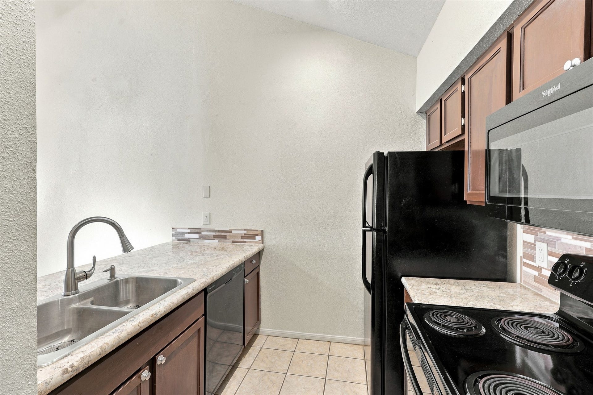 8055 Cambridge Street, #84, Houston, TX 77054 8055 Cambridge Street, #84, Houston, TX 77054