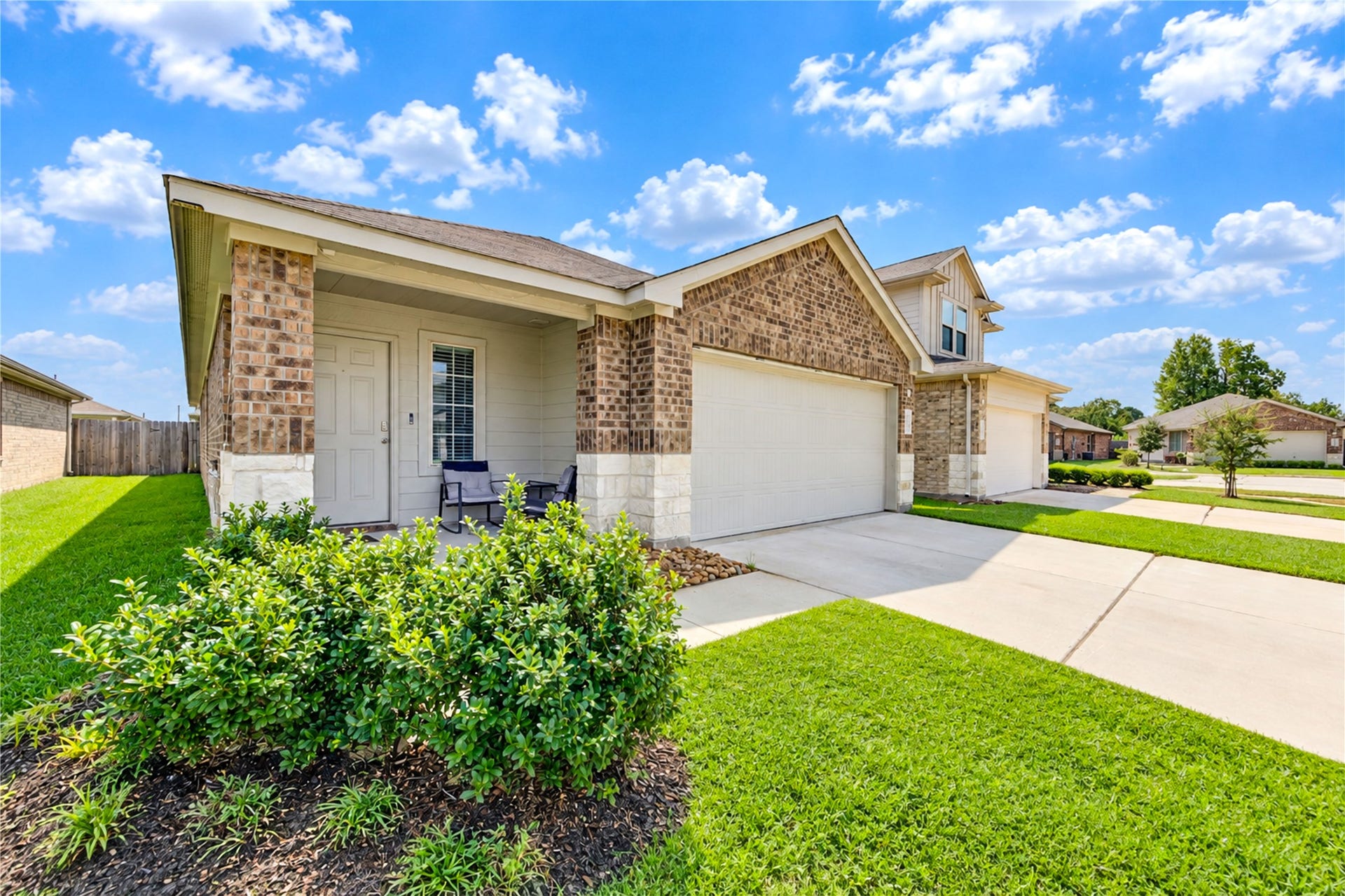 2306 Silver Plume Lane, Spring, TX 77373 2306 Silver Plume Lane, Spring, TX 77373