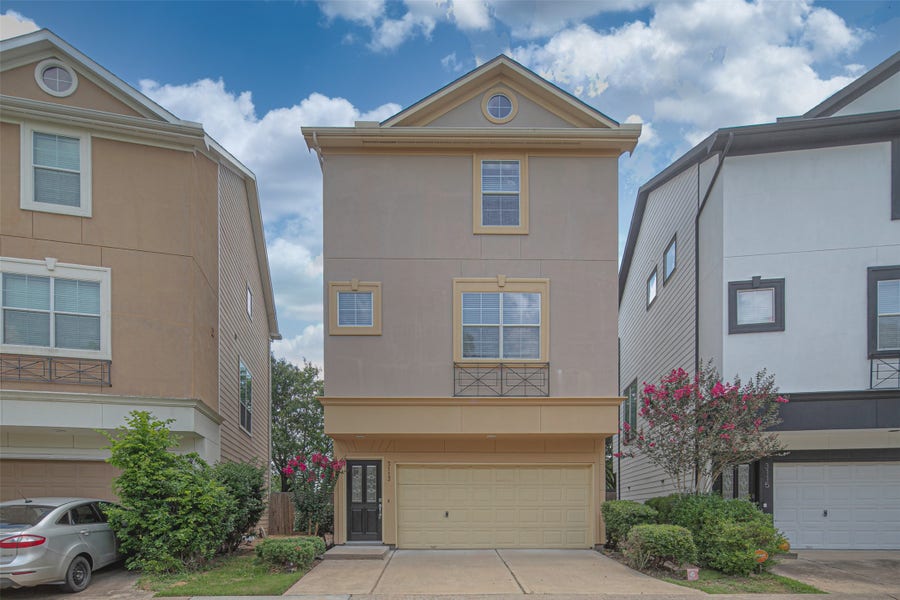 Property photo for 3113 Clearview Circle, Houston, TX