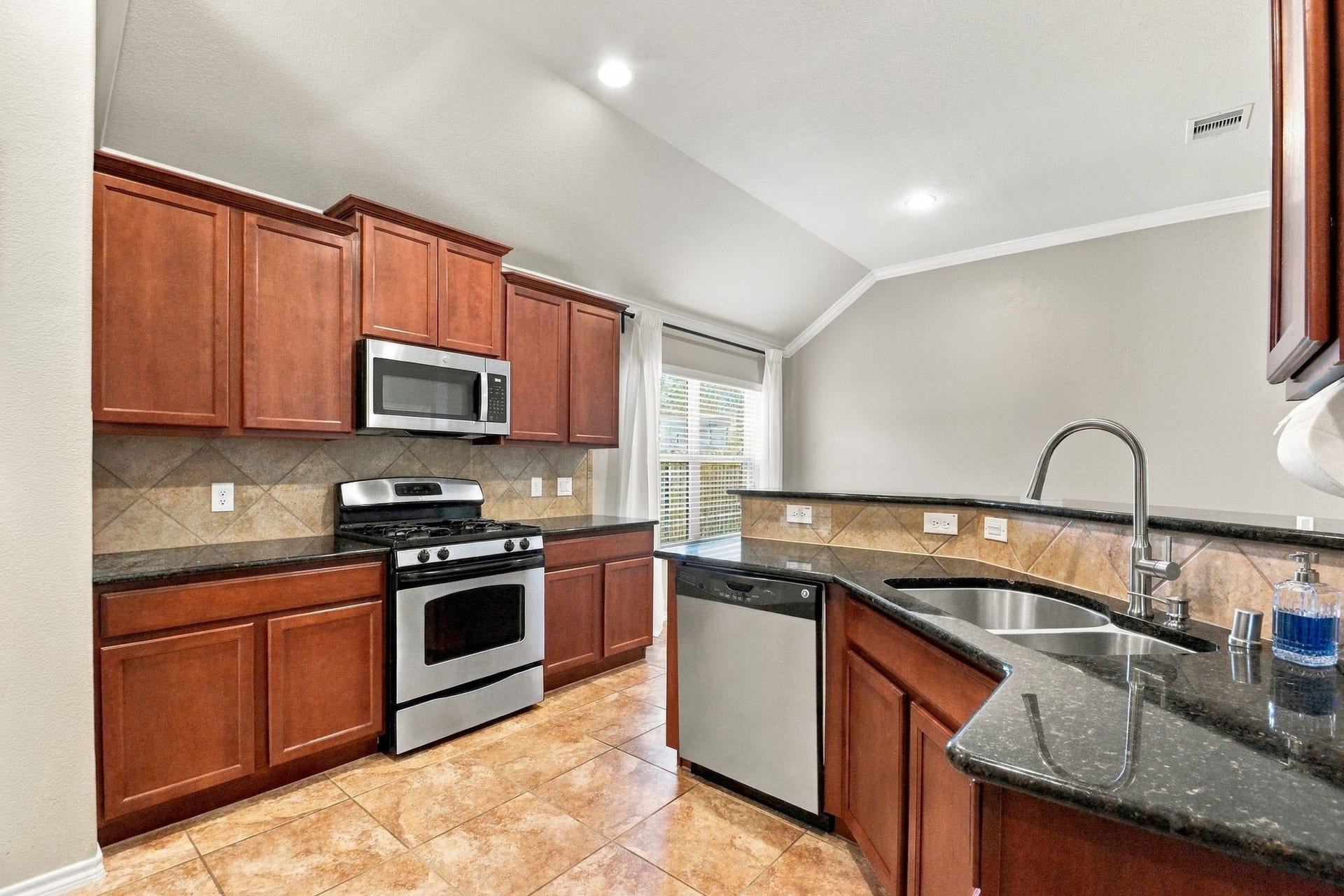 21513 Boix Manor Lane, Porter, TX 77365 21513 Boix Manor Lane, Porter, TX 77365