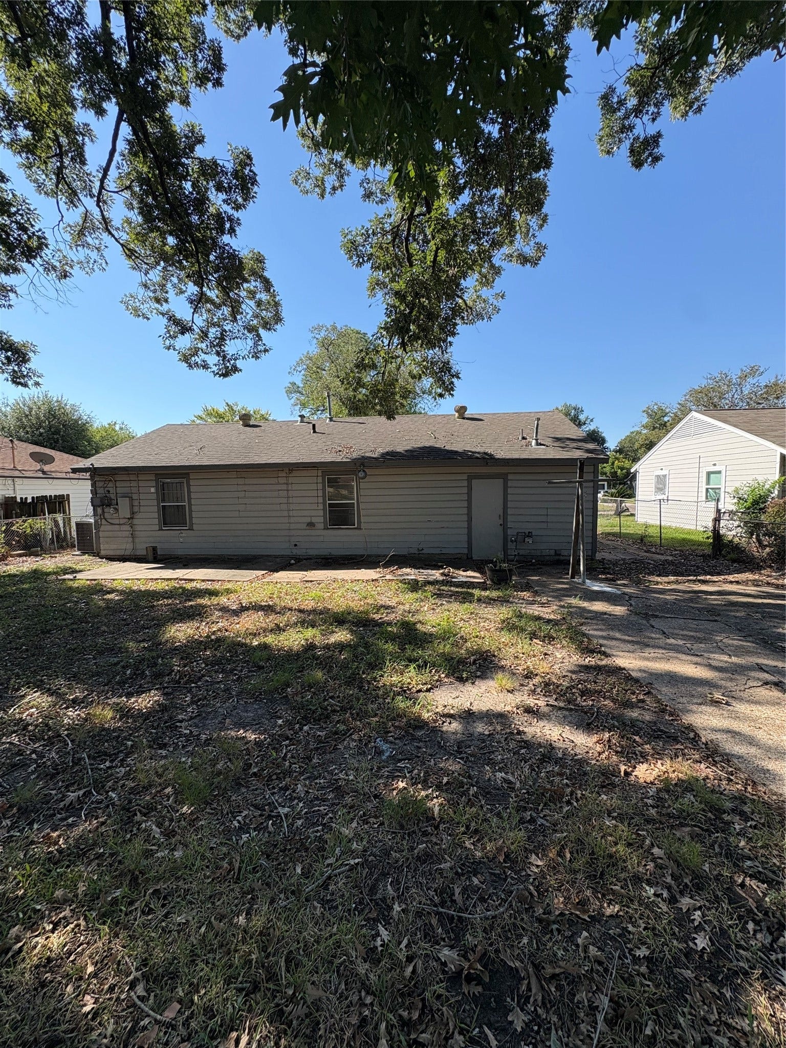 3711 Cosby Street, Houston, TX 77021 3711 Cosby Street, Houston, TX 77021