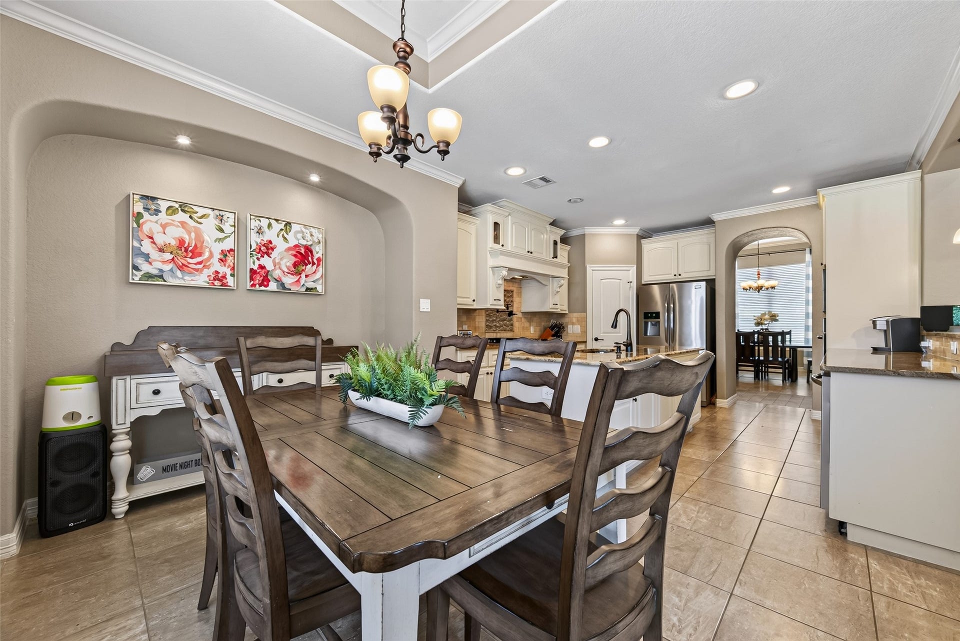 Breakfast area