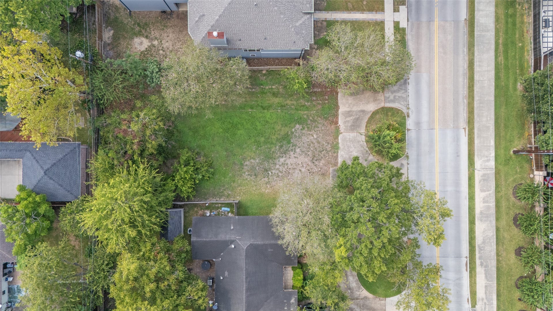 5517 Newcastle Street, Bellaire, TX 77401