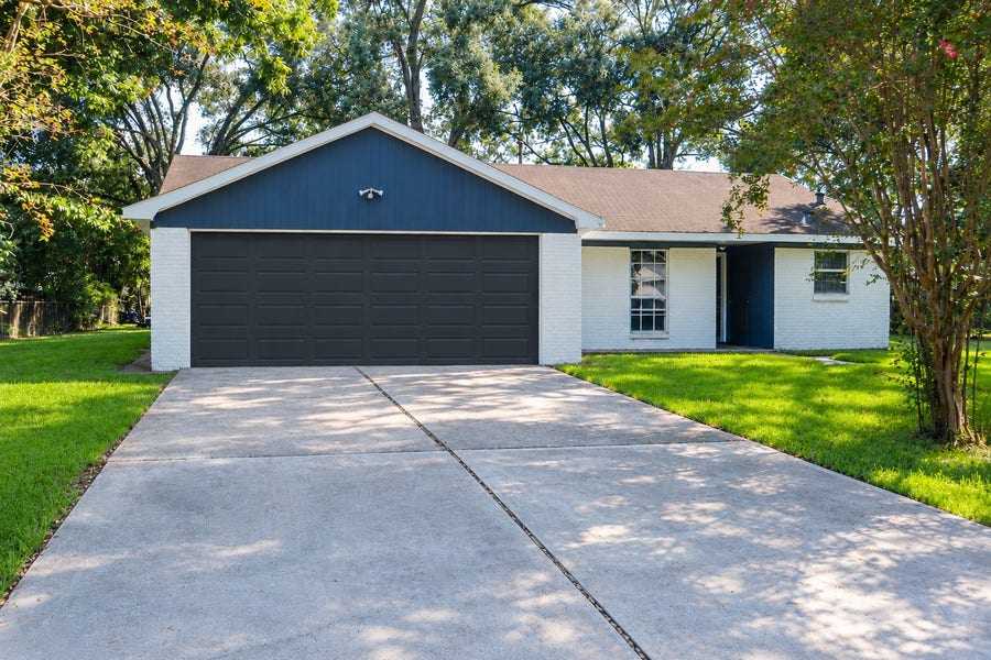 Property photo for 12315 Maxim Drive, Houston, TX