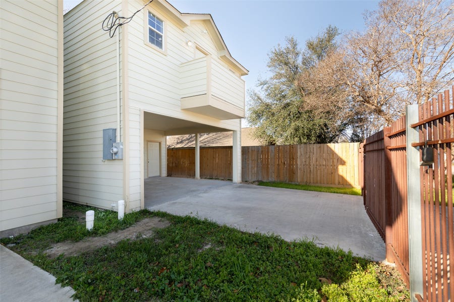 Property photo for 7750 Avenue J, Houston, TX