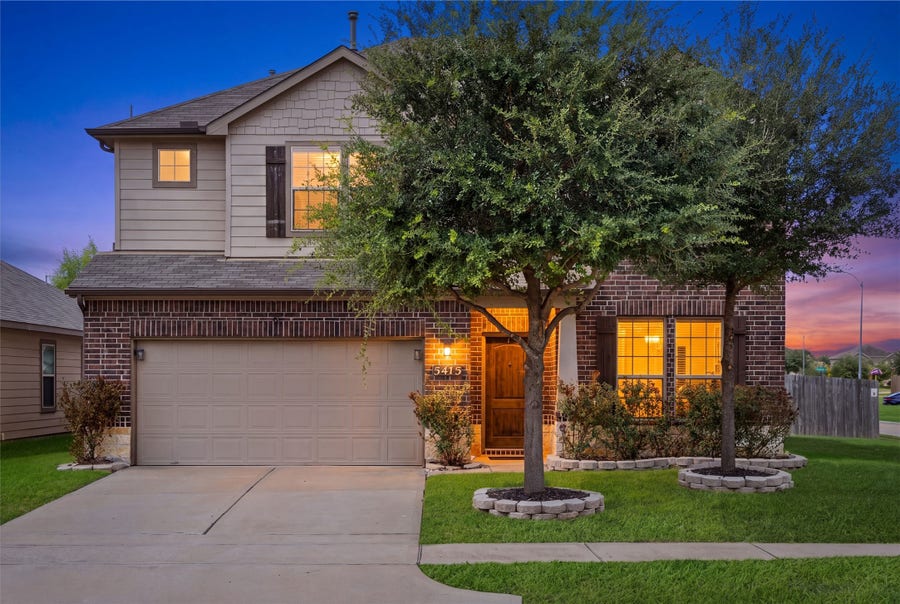 Property photo for 5415 Nero Lake Dr, Katy, TX