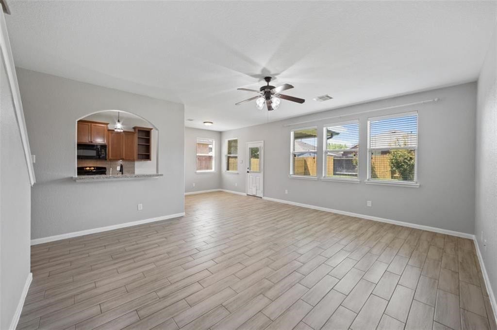 22438 Toronado Ridge Lane, Porter, TX 77365 Large living room area!