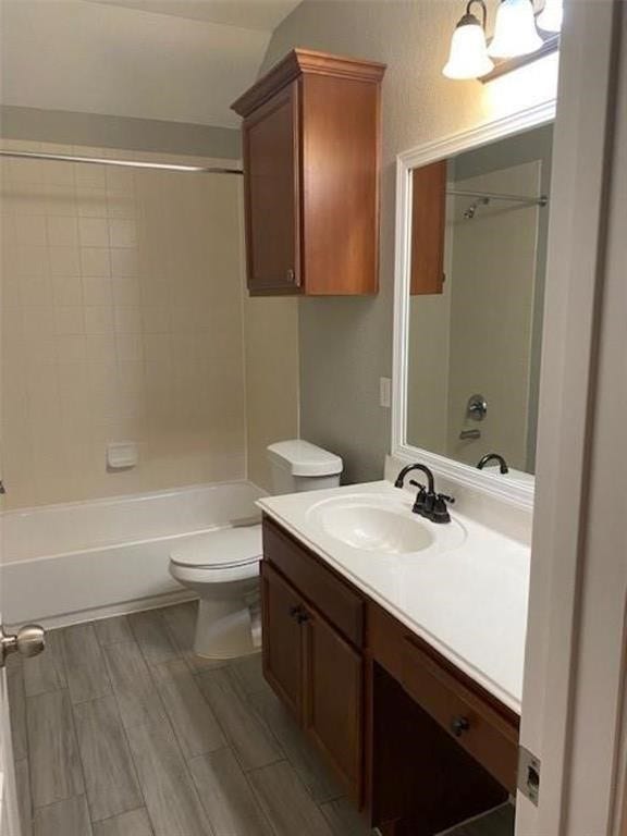 22438 Toronado Ridge Lane, Porter, TX 77365 2nd full bathroom!