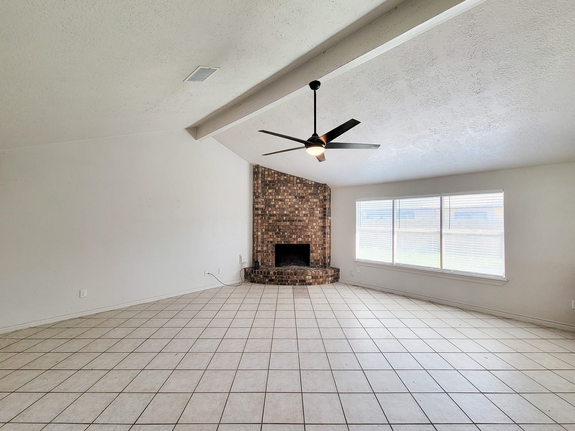 10102 Park Lane, La Porte, TX 77571 10102 Park Lane, La Porte, TX 77571