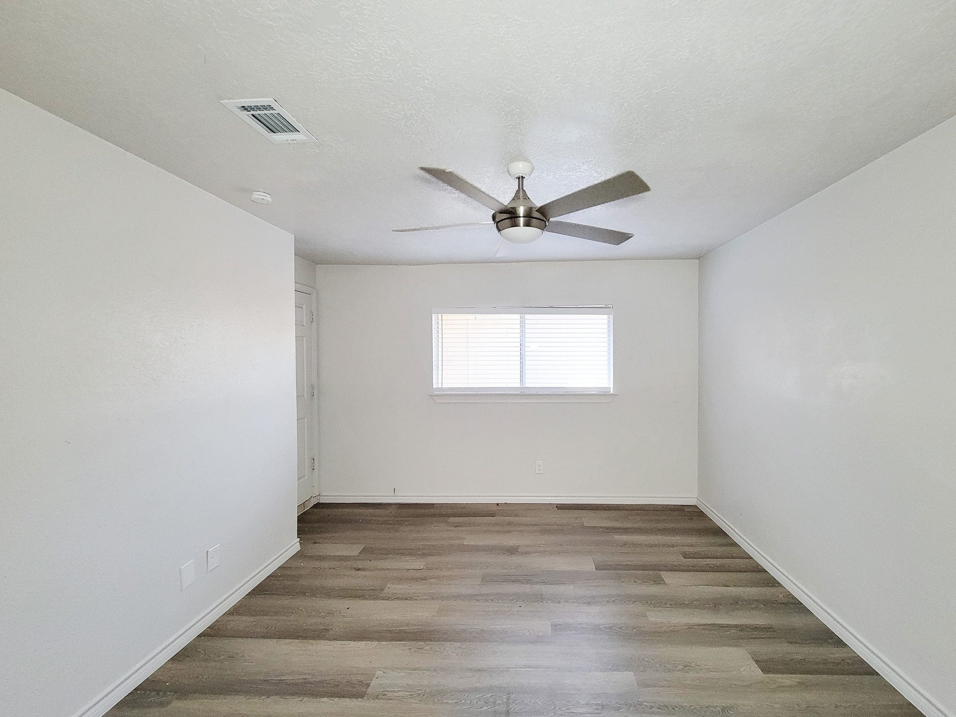 10102 Park Lane, La Porte, TX 77571 10102 Park Lane, La Porte, TX 77571