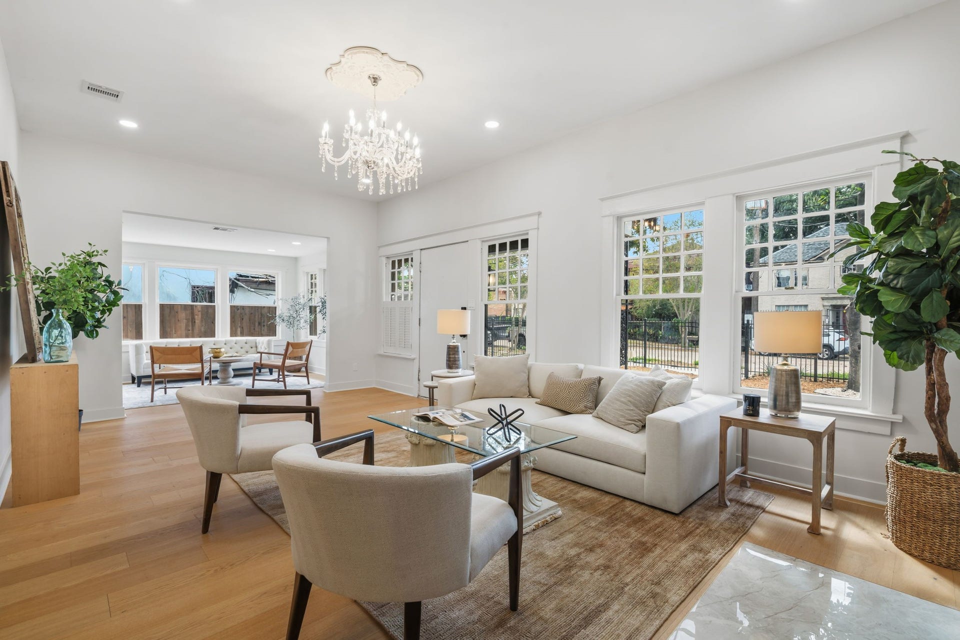 516 W Main Street, Houston, TX 77006