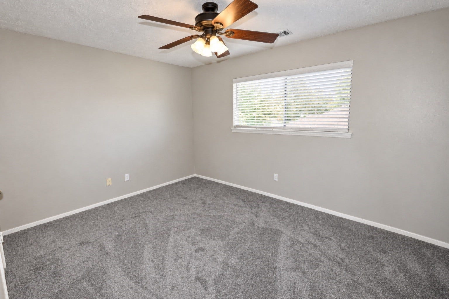 12034 Meadowdale Drive, Meadows Place, TX 77477 Fourth bedroom located upstairs