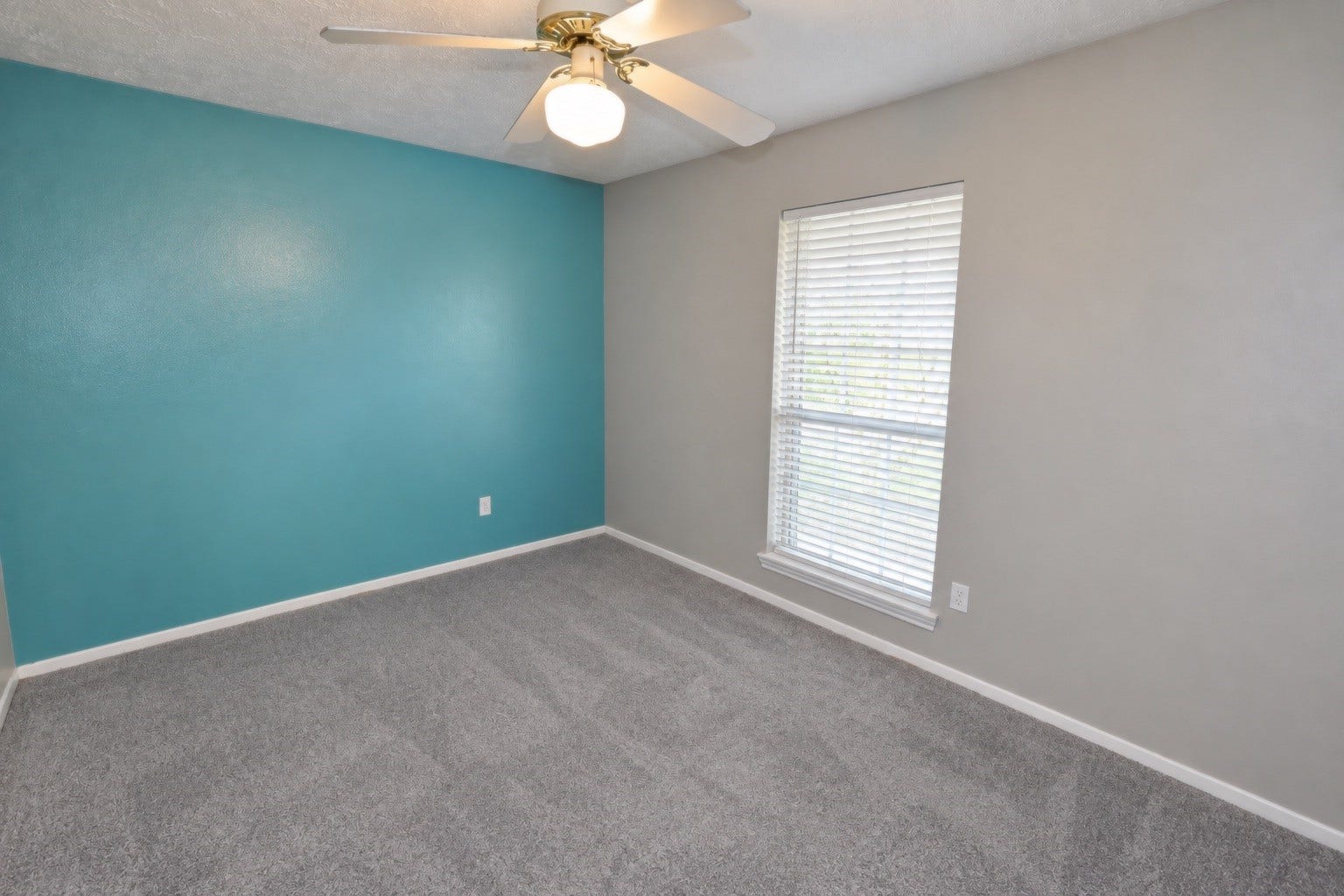 12034 Meadowdale Drive, Meadows Place, TX 77477 Second bedroom located on the first floor