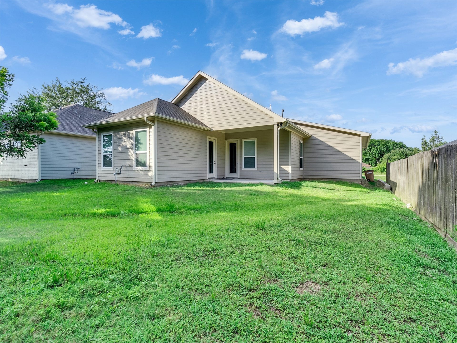 4106 Hill Avenue, Dickinson, TX 77539 4106 Hill Avenue, Dickinson, TX 77539