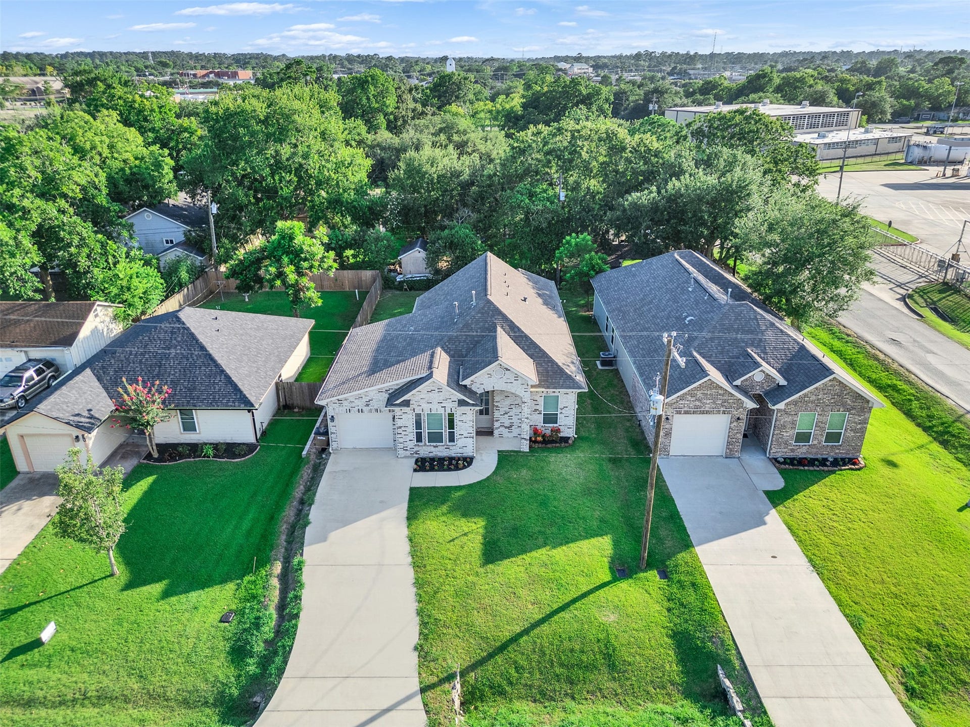 4106 Hill Avenue, Dickinson, TX 77539 4106 Hill Avenue, Dickinson, TX 77539