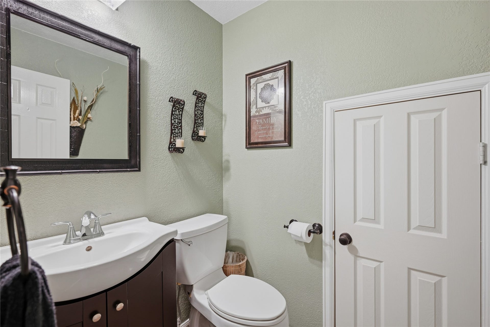9414 Sagehampton Court, Spring, TX 77379 9414 Sagehampton Court, Spring, TX 77379