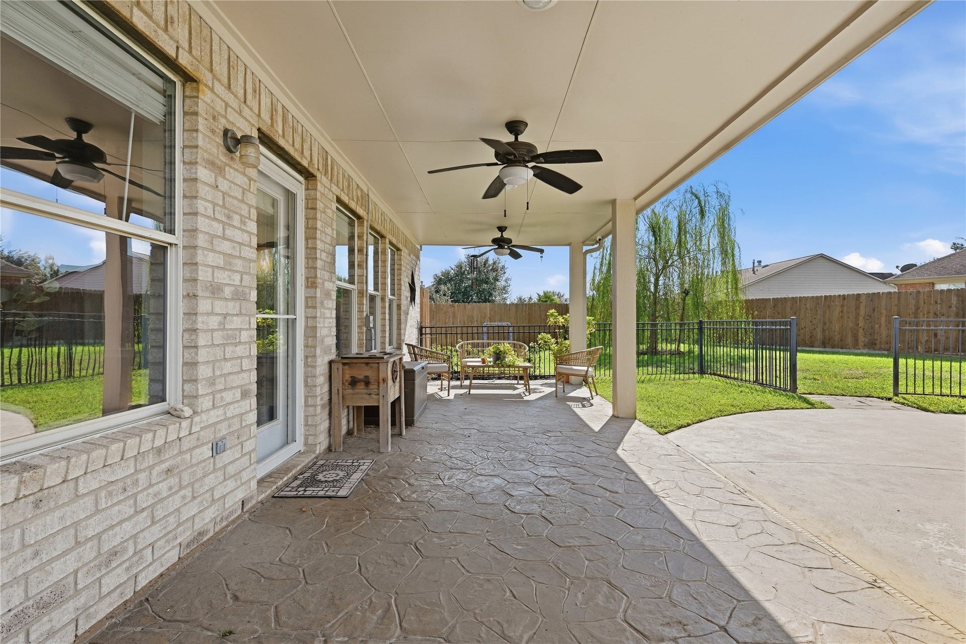 9414 Sagehampton Court, Spring, TX 77379 9414 Sagehampton Court, Spring, TX 77379