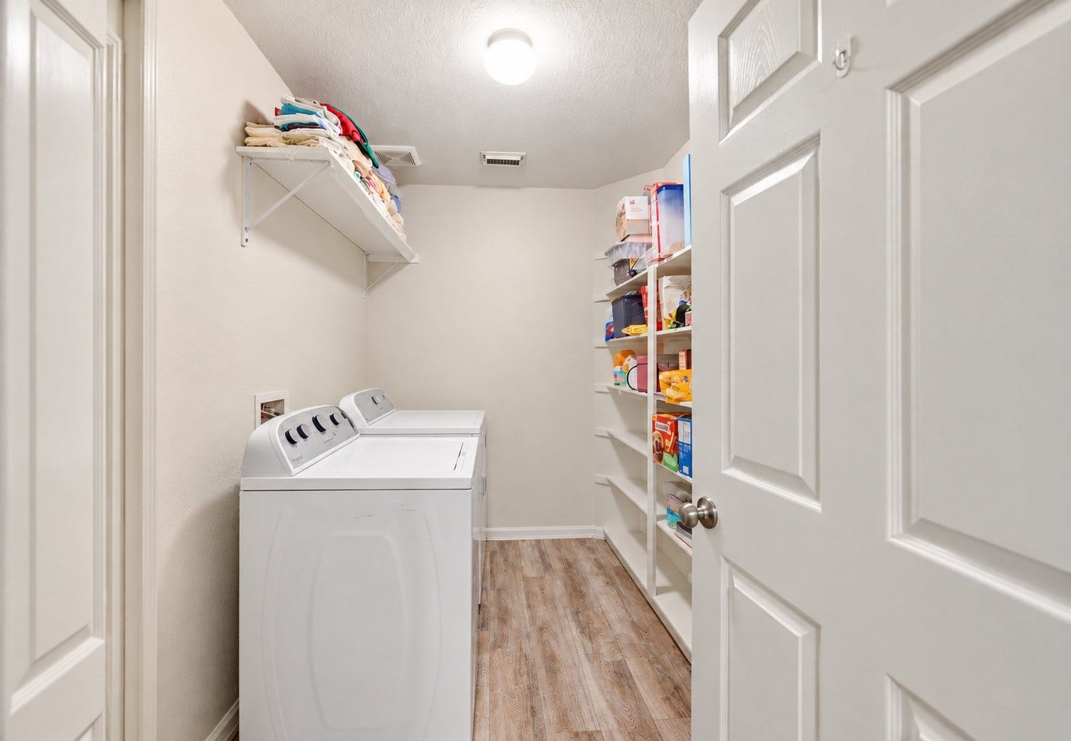 9414 Sagehampton Court, Spring, TX 77379 9414 Sagehampton Court, Spring, TX 77379