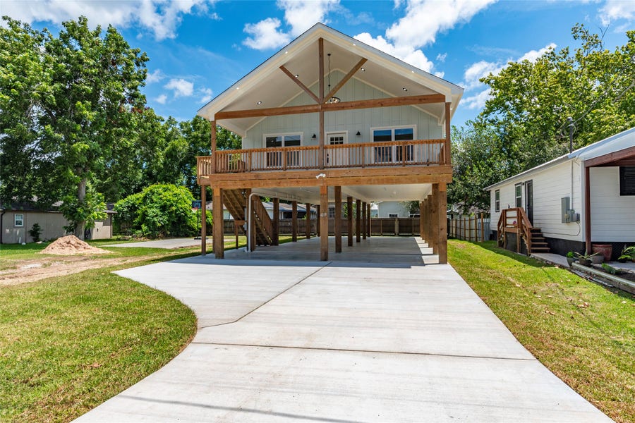 Property photo for 4213 Houx Street, Bacliff, TX