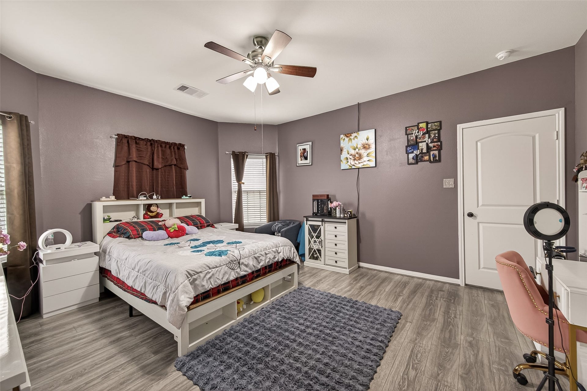 2085 Saras Way, Brookshire, TX 77423 1st floor Master Bedroom