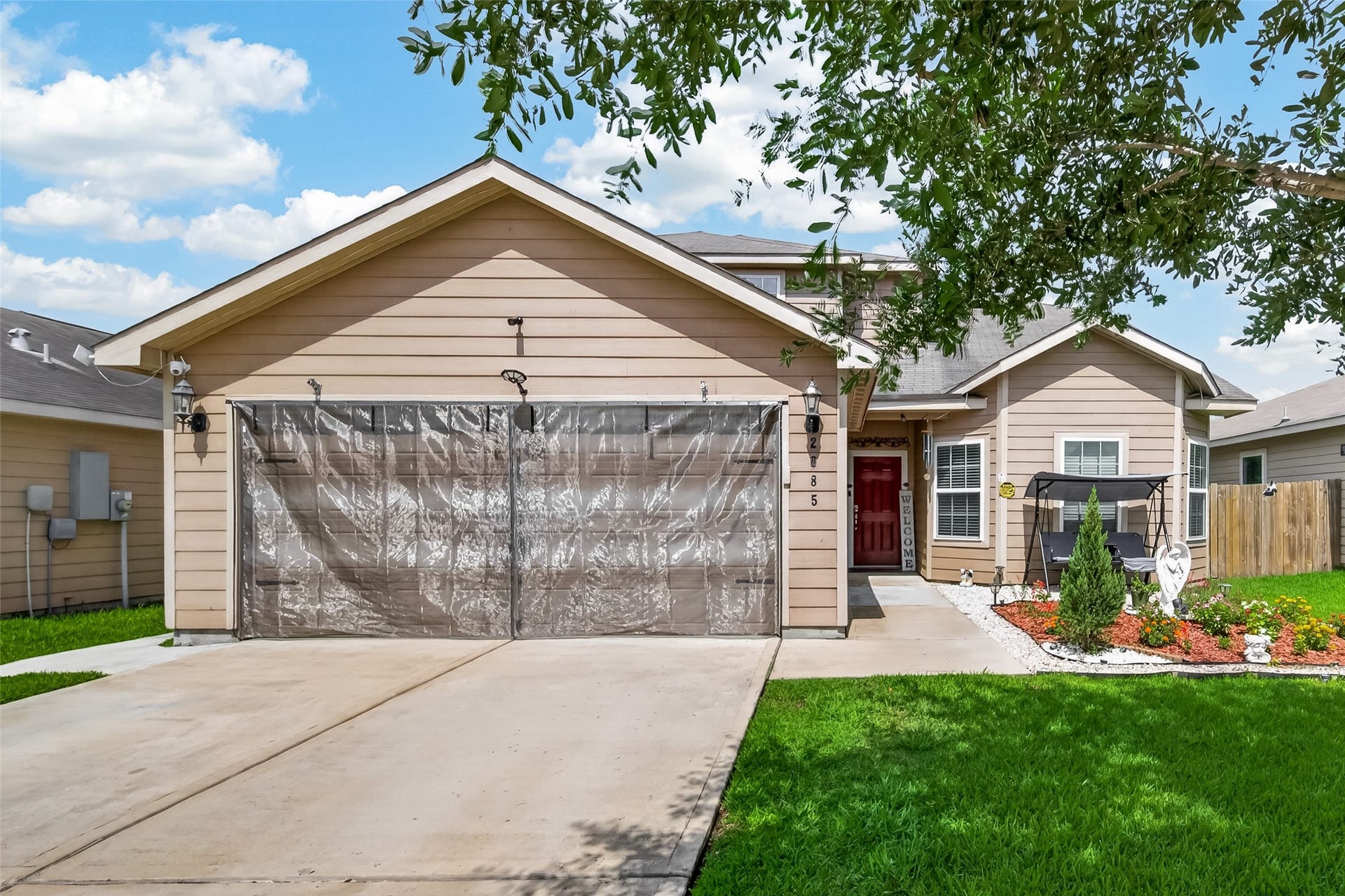 2085 Saras Way, Brookshire, TX 77423 2085 Saras Way, Brookshire, TX 77423