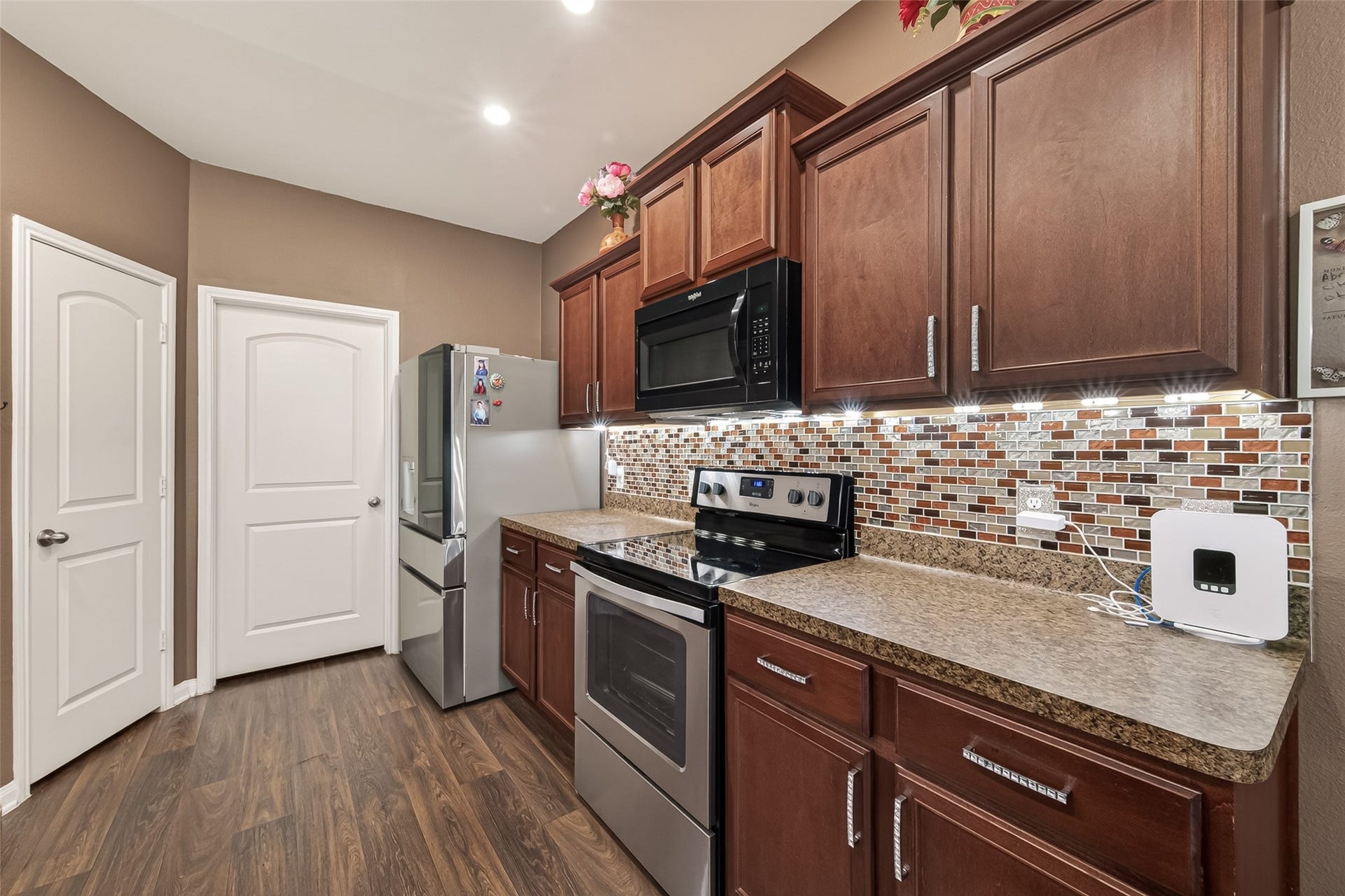 2085 Saras Way, Brookshire, TX 77423 2085 Saras Way, Brookshire, TX 77423
